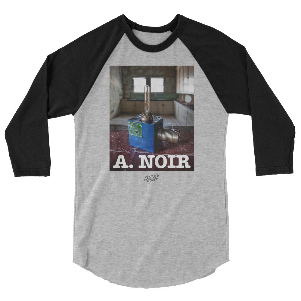 A. Noir -3/4 sleeve raglan shirt